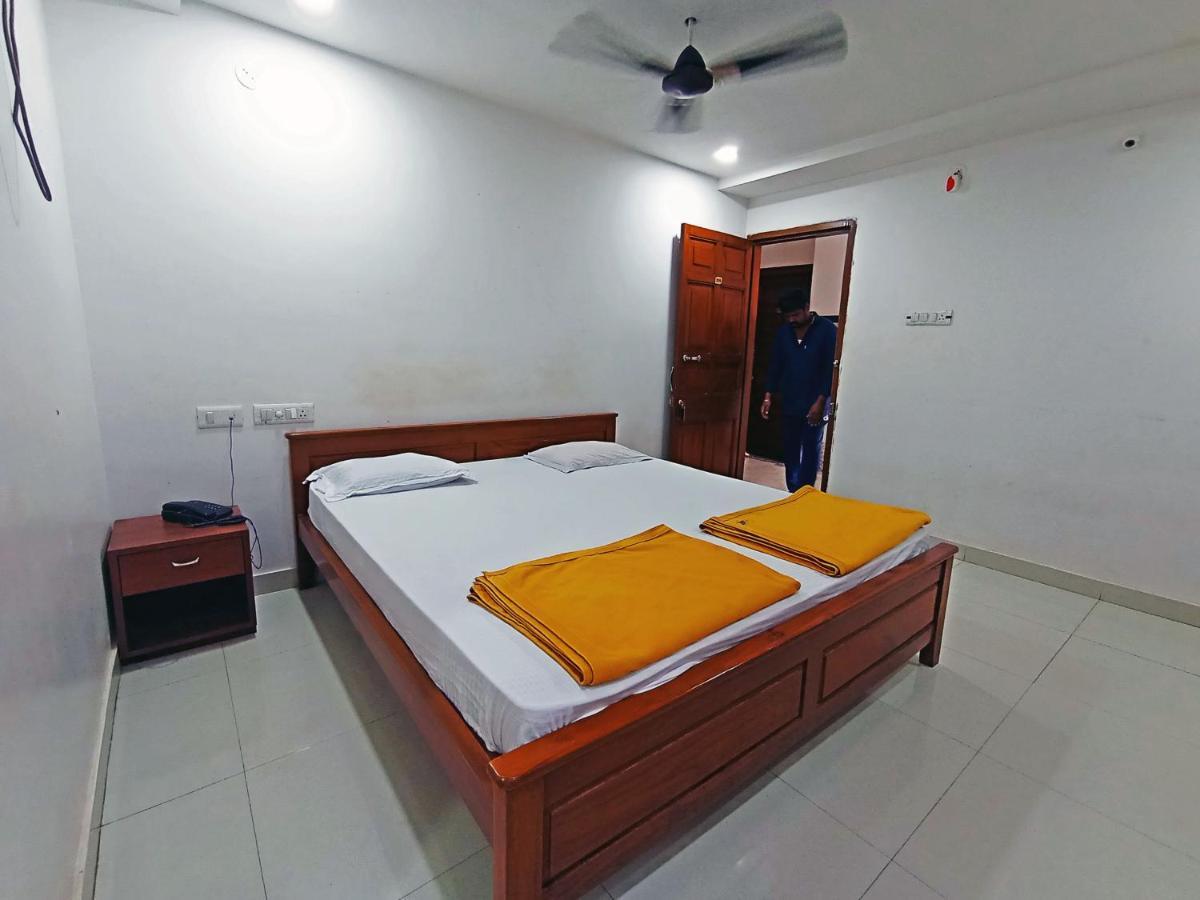 Staymaker Shri Shakti Residency Гублі Екстер'єр фото