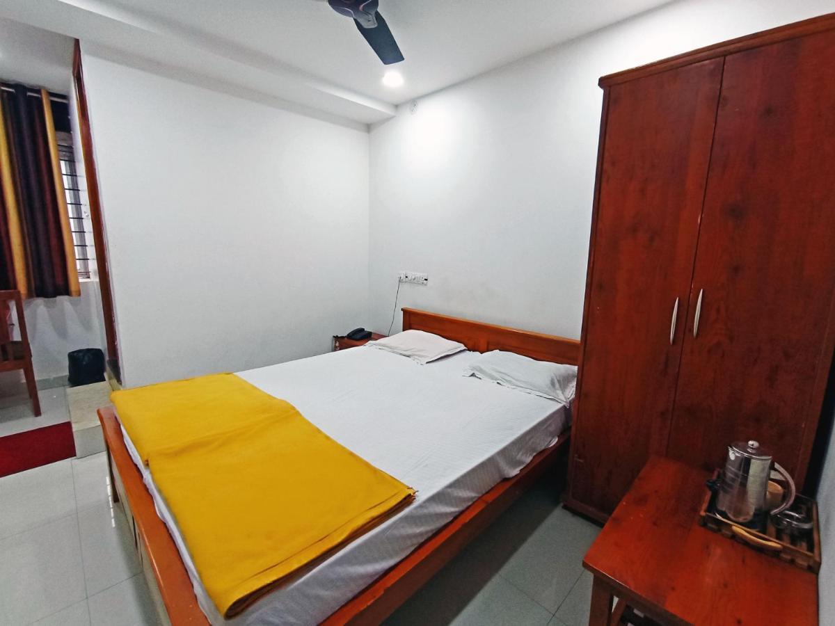 Staymaker Shri Shakti Residency Гублі Екстер'єр фото