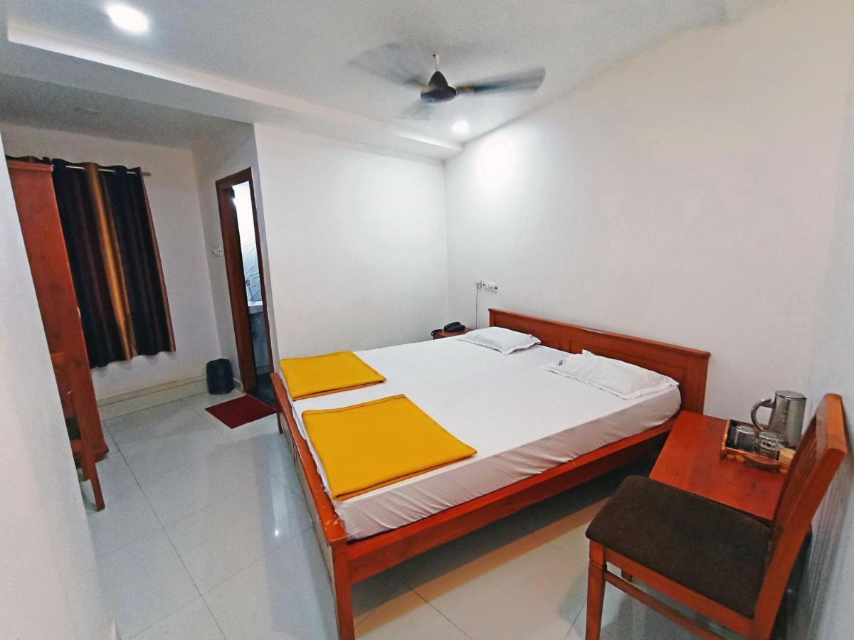 Staymaker Shri Shakti Residency Гублі Екстер'єр фото